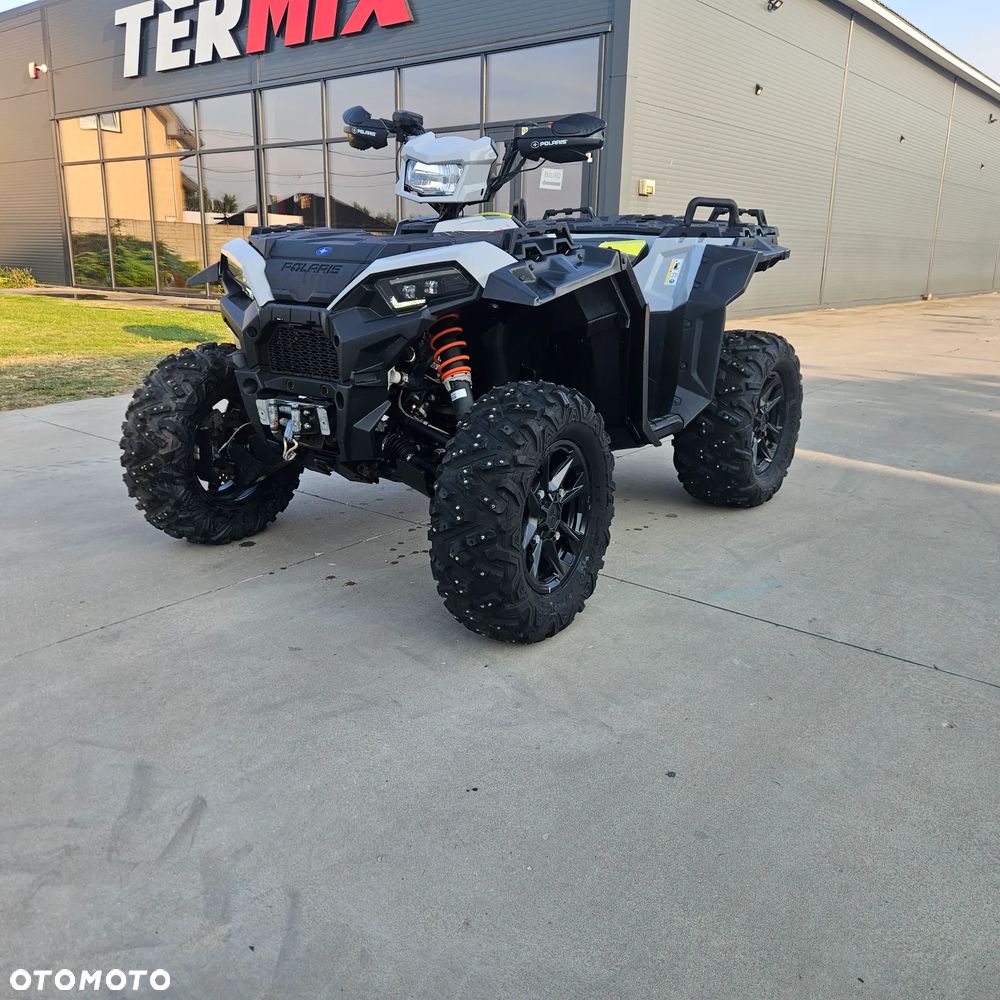 Polaris Sportsman - 1