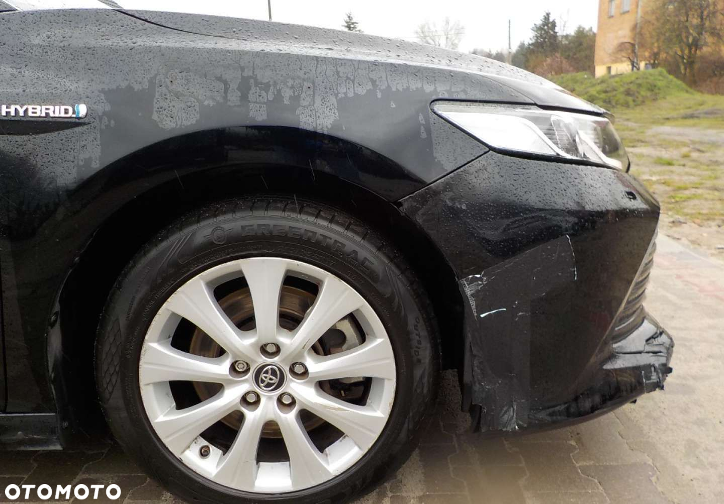 Toyota Camry - 12