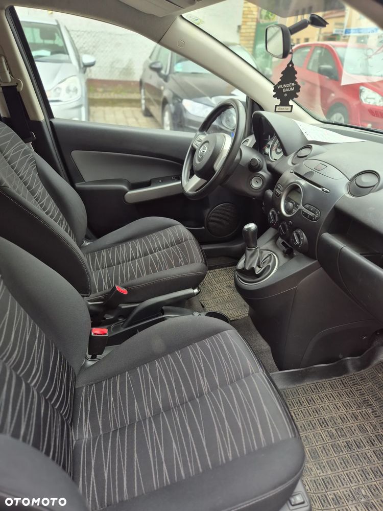 Mazda 2 1.3 Dynamic - 8