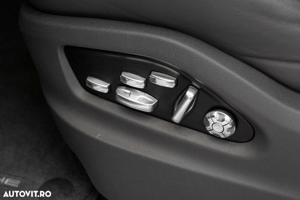 Porsche Cayenne Coupe Tiptronic S - 15