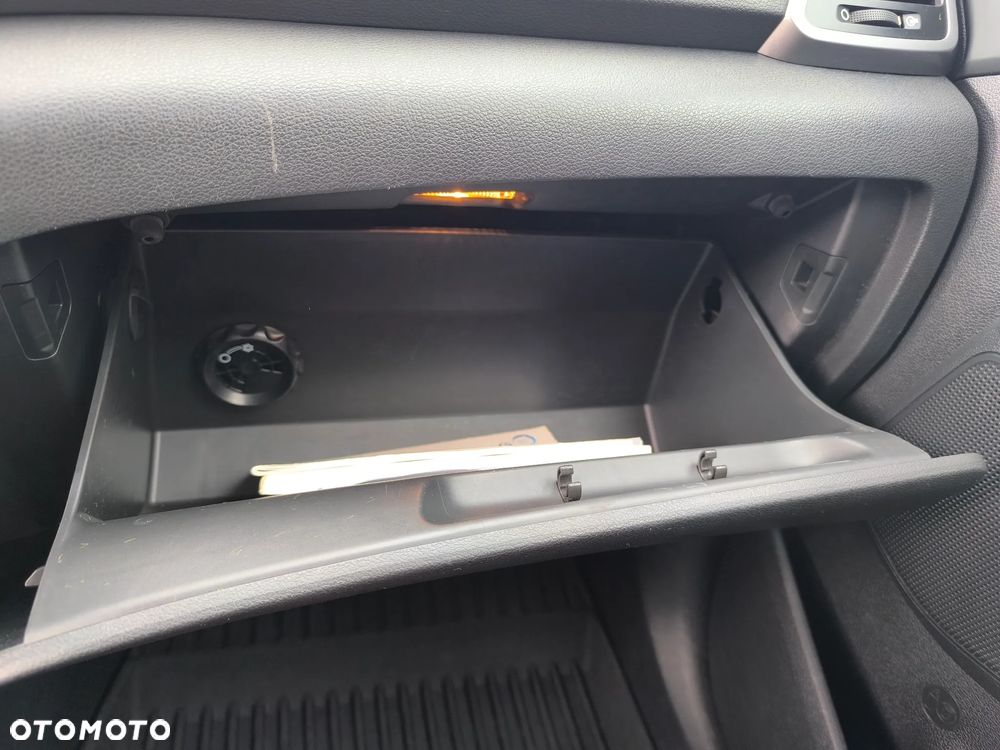 Hyundai Tucson 1.7 CRDI BlueDrive Style 2WD - 30
