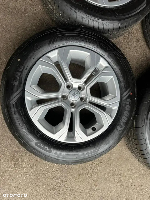 Felgi Aluminiowe 5x108 18 Land Rover EVOQUE 8.0" x 18 ET 45 - 4