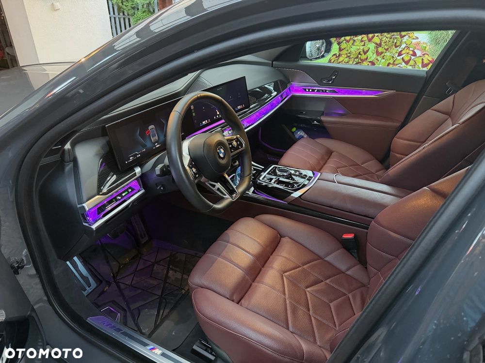 BMW 7 Series 2023 photo 5