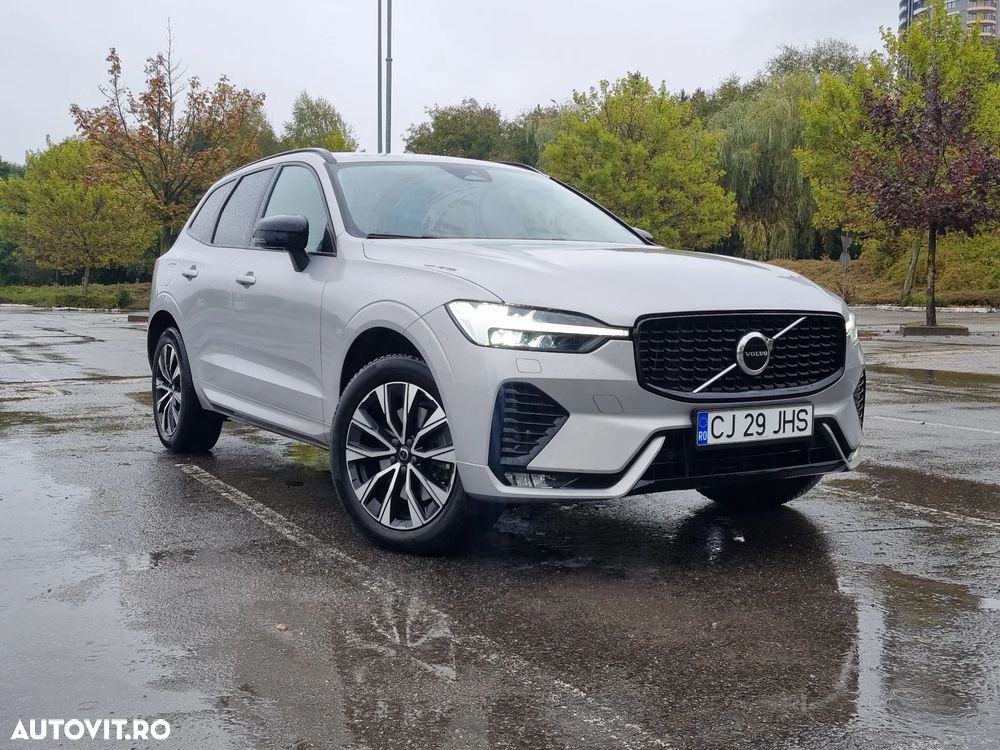 Volvo XC 60 B4 MHEV R-Design - 2