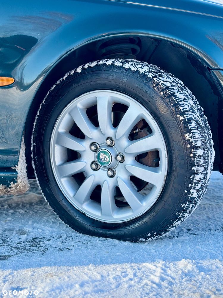 Jaguar X-Type - 12
