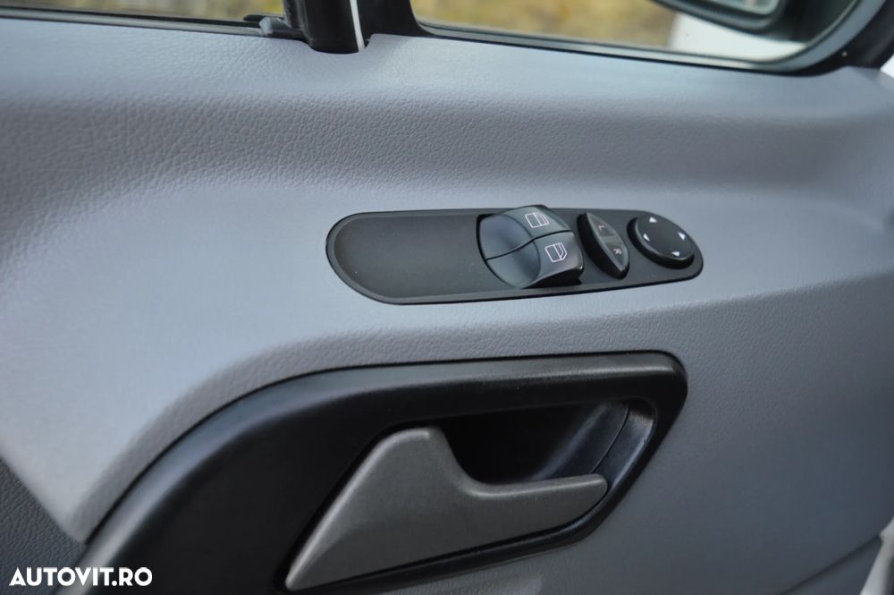 Volkswagen CRAFTER - 29