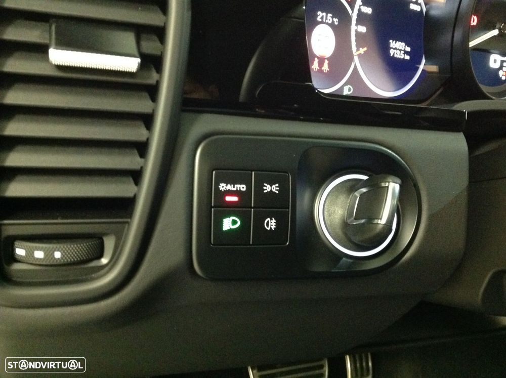 Porsche Cayenne Coupé - 55