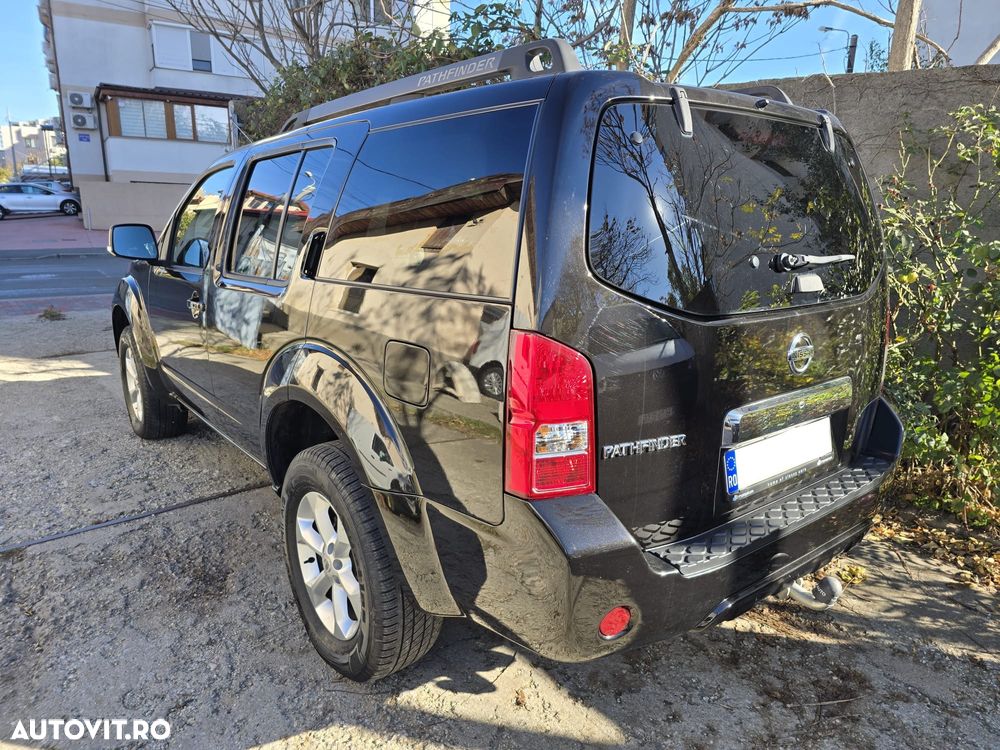 Nissan Pathfinder 2.5 dCi DPF All Mode 4X4 SE - 11