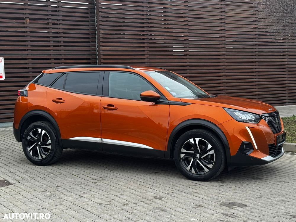 Peugeot 2008 PureTech 130 EAT8 Allure - 9