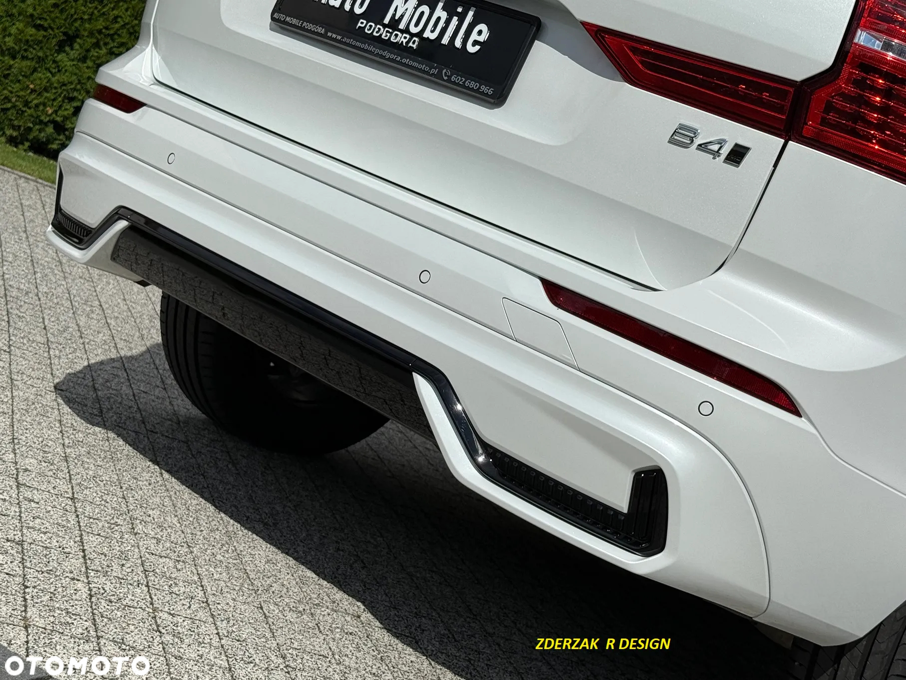Volvo XC 60 B4 D AWD Plus Dark - 34