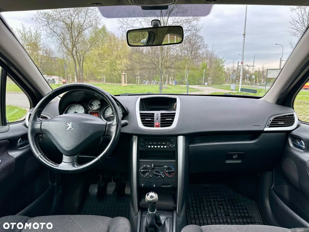 Peugeot 207 120 Sport - 11