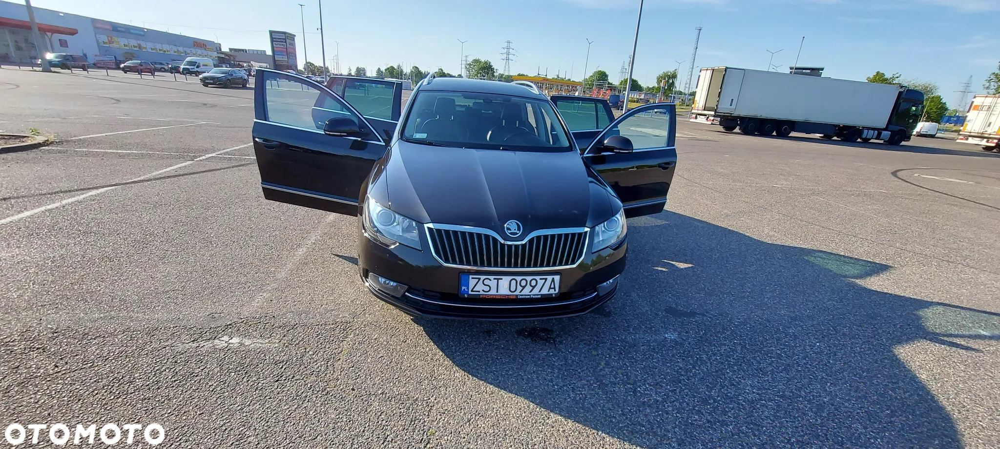 Skoda Superb 2.0 TDI Elegance DSG - 20