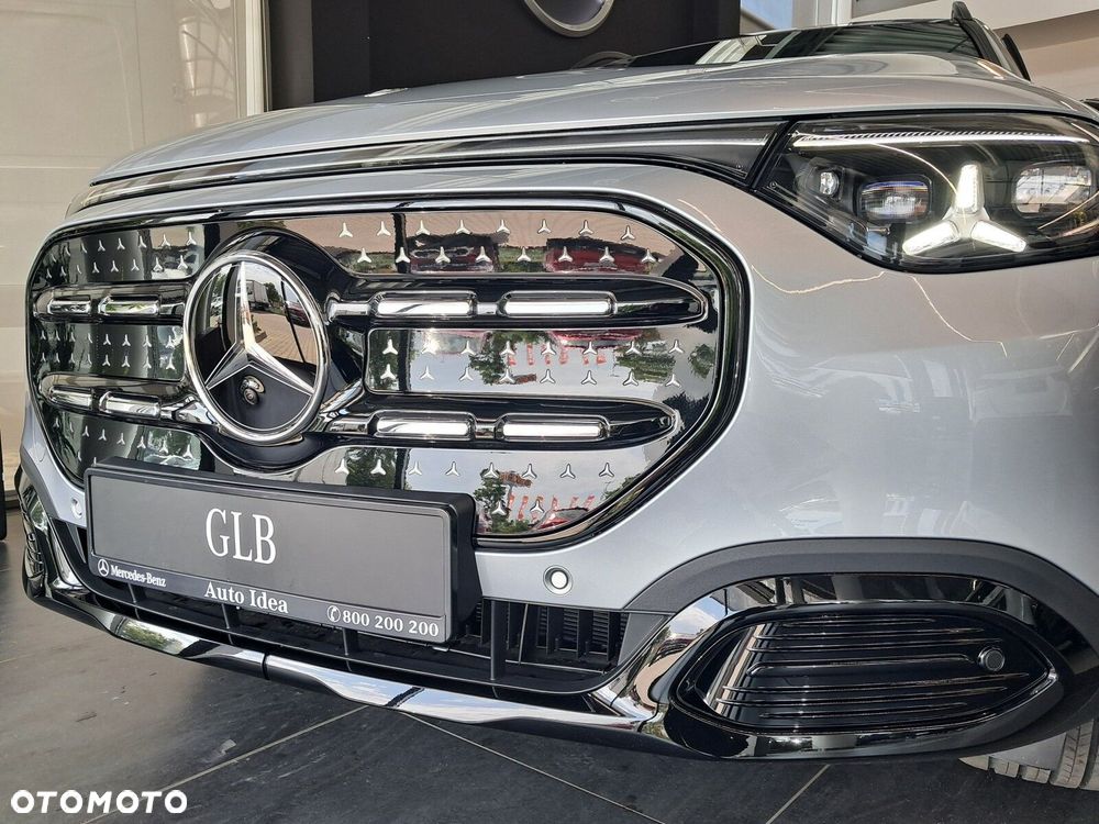 Mercedes-Benz GLB - 9