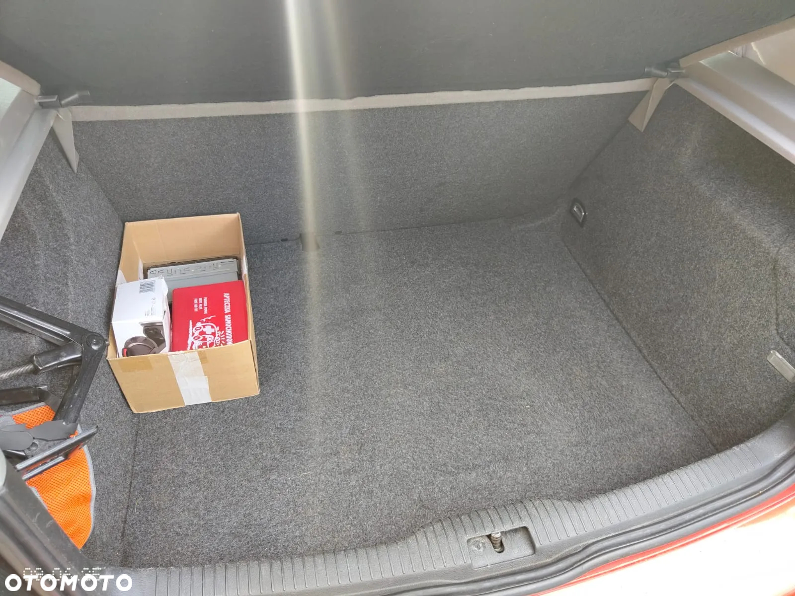 Volkswagen Golf - 8