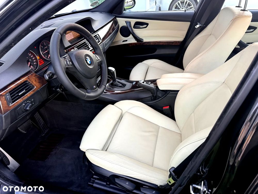 BMW Seria 3 320d DPF - 29