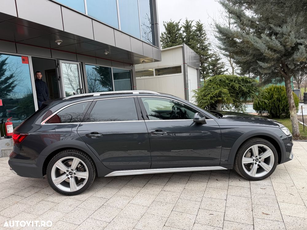 Audi A4 45 TFSI quattro S tronic MHEV Basic - 12