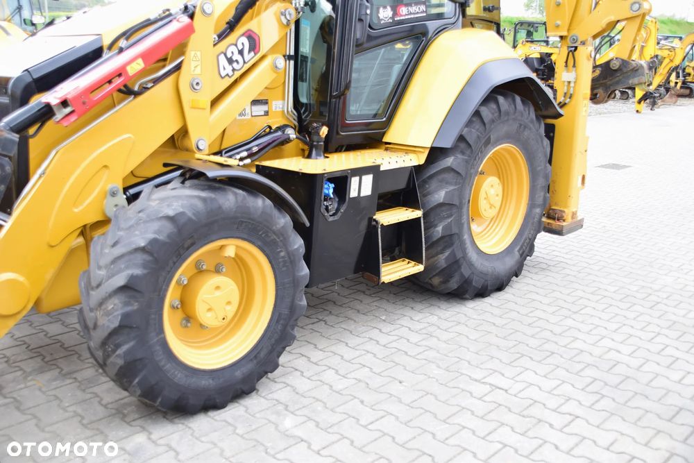 Caterpillar 432 - 4