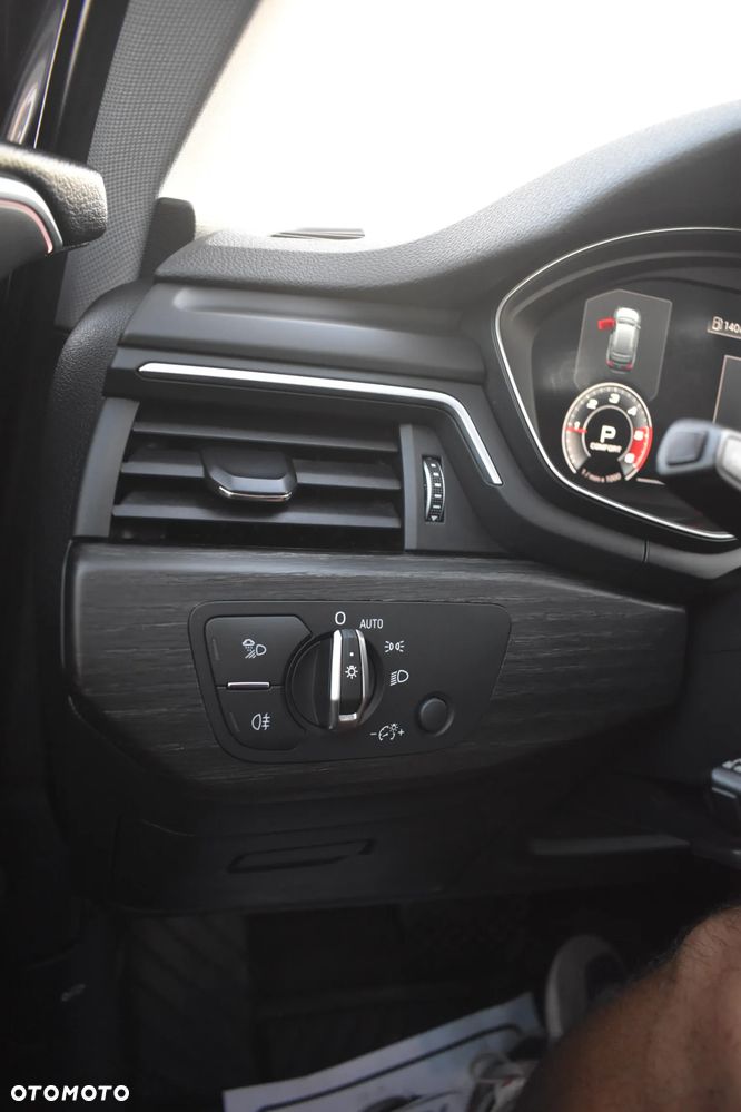Audi A4 Allroad 2.0 TDI Quattro S tronic - 9
