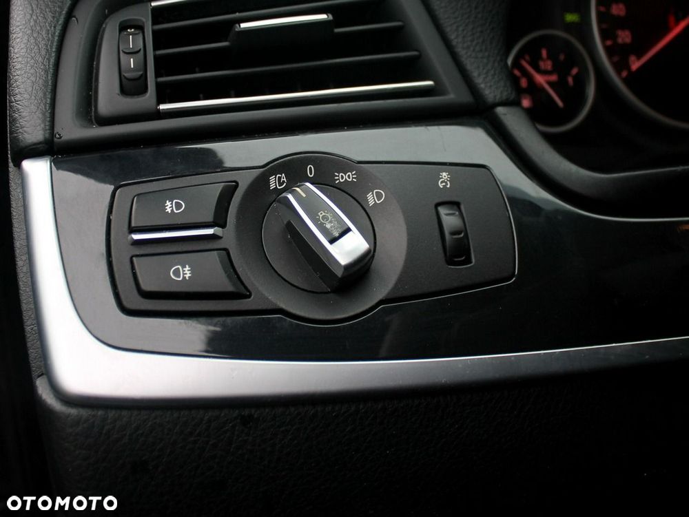 BMW Seria 5 - 21