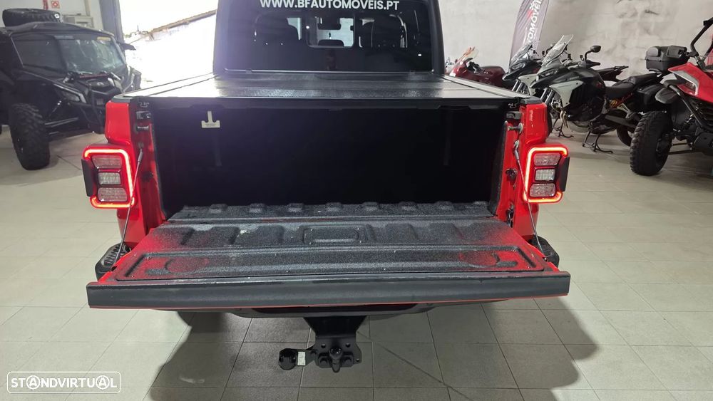 Jeep Gladiator 3.0 CRD Sport AT8 - 17