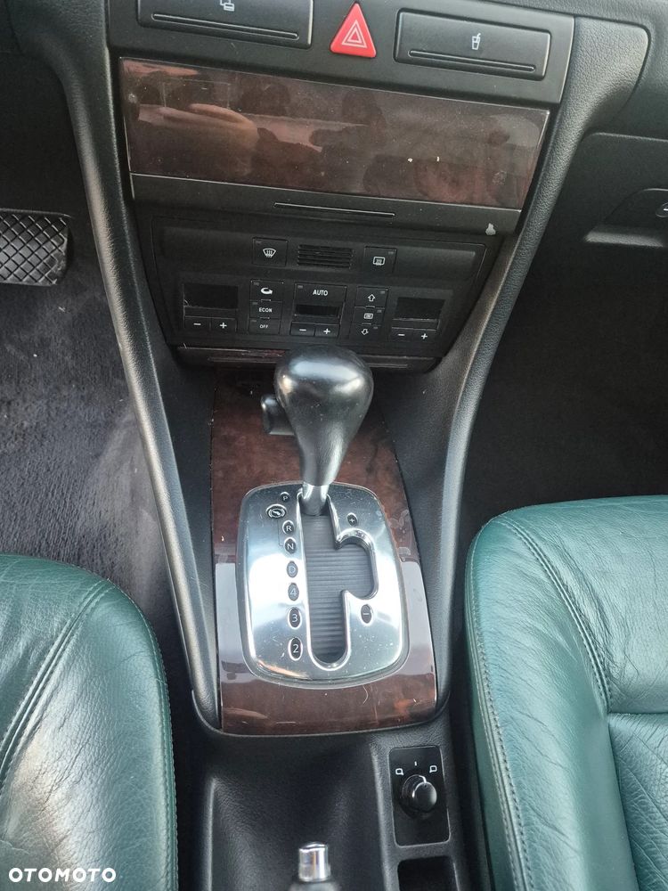 Audi A6 Avant - 13