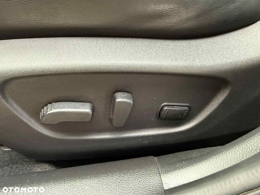 Nissan Qashqai 1.6 dCi Xtronic TEKNA+ - 14