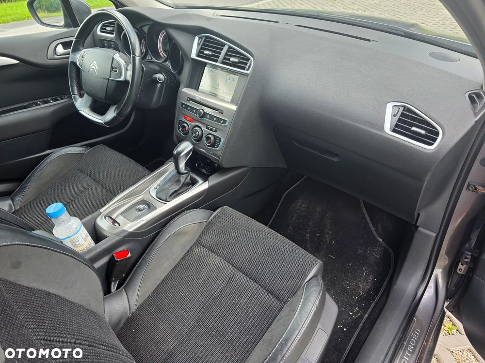 Citroën C4 e-HDi 115 ETG6 Exclusive - 10