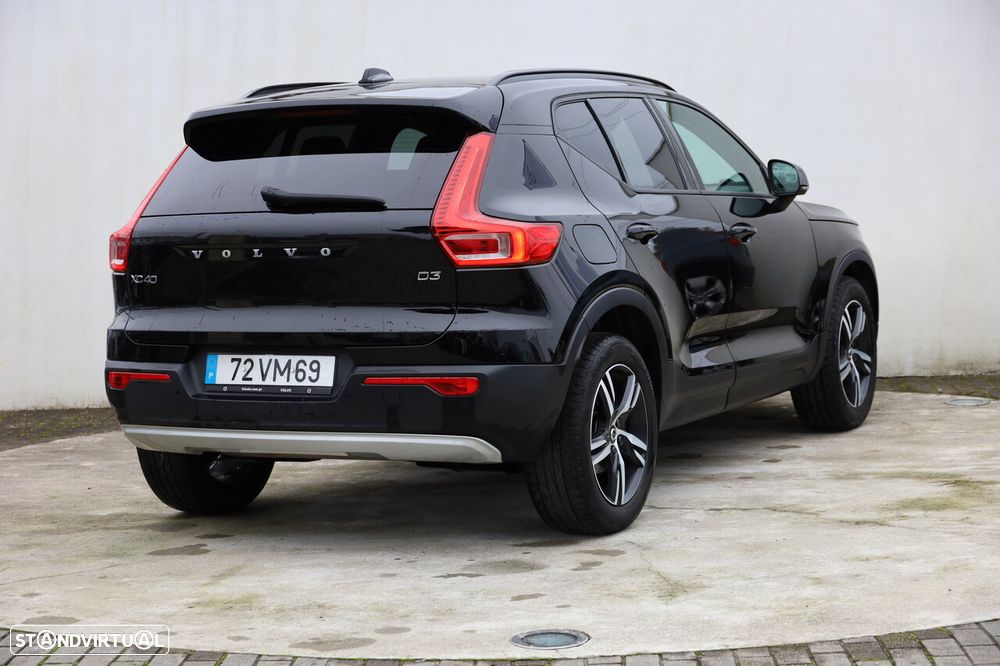 Volvo XC 40 2.0 D3 Momentum Geartronic - 5