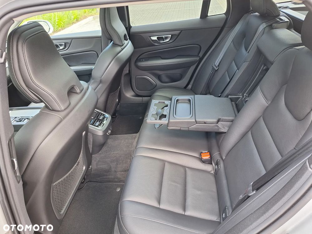 Volvo V60 D4 AWD Inscription - 22