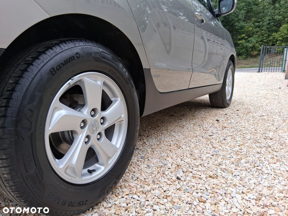 Hyundai ix35 2.0 2WD Comfort - 25