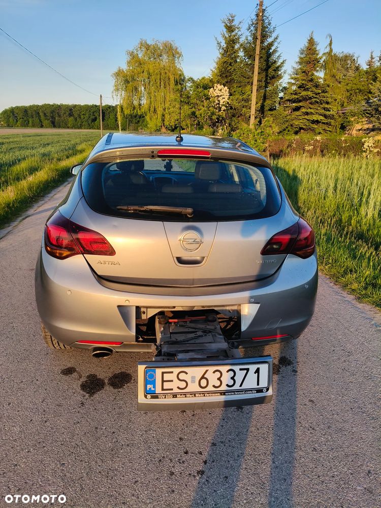 Opel Astra 1.4 T Cosmo - 12