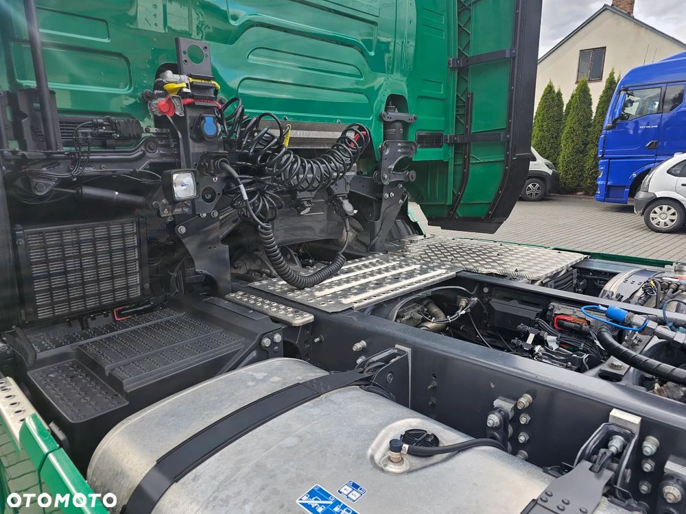 Scania R530 V8 XENON LEDY RETARDER KLIMA POST.HYDRAULIKA! - 18