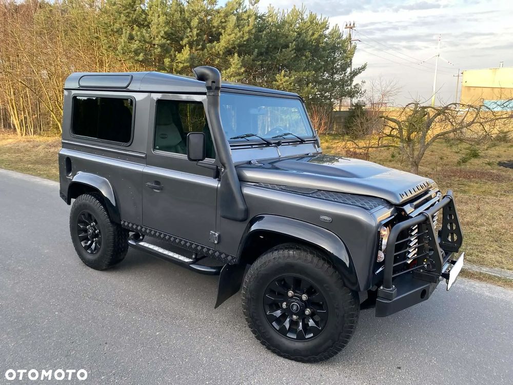 Land Rover Defender 2.2 TD4 E - 30