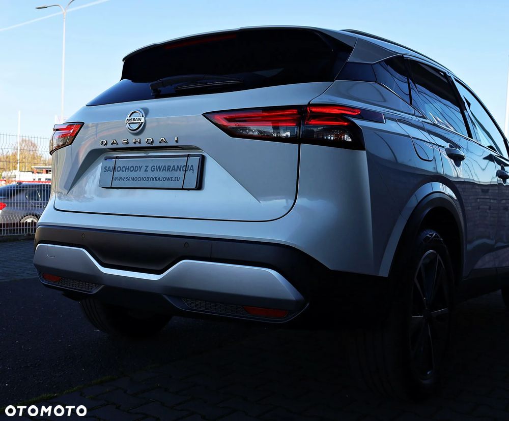 Nissan Qashqai 1.3 DIG-T N-Connecta DCT - 13