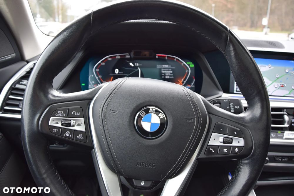 BMW X5 xDrive30d - 24