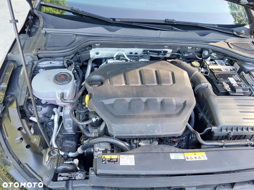 Volkswagen Golf - 11