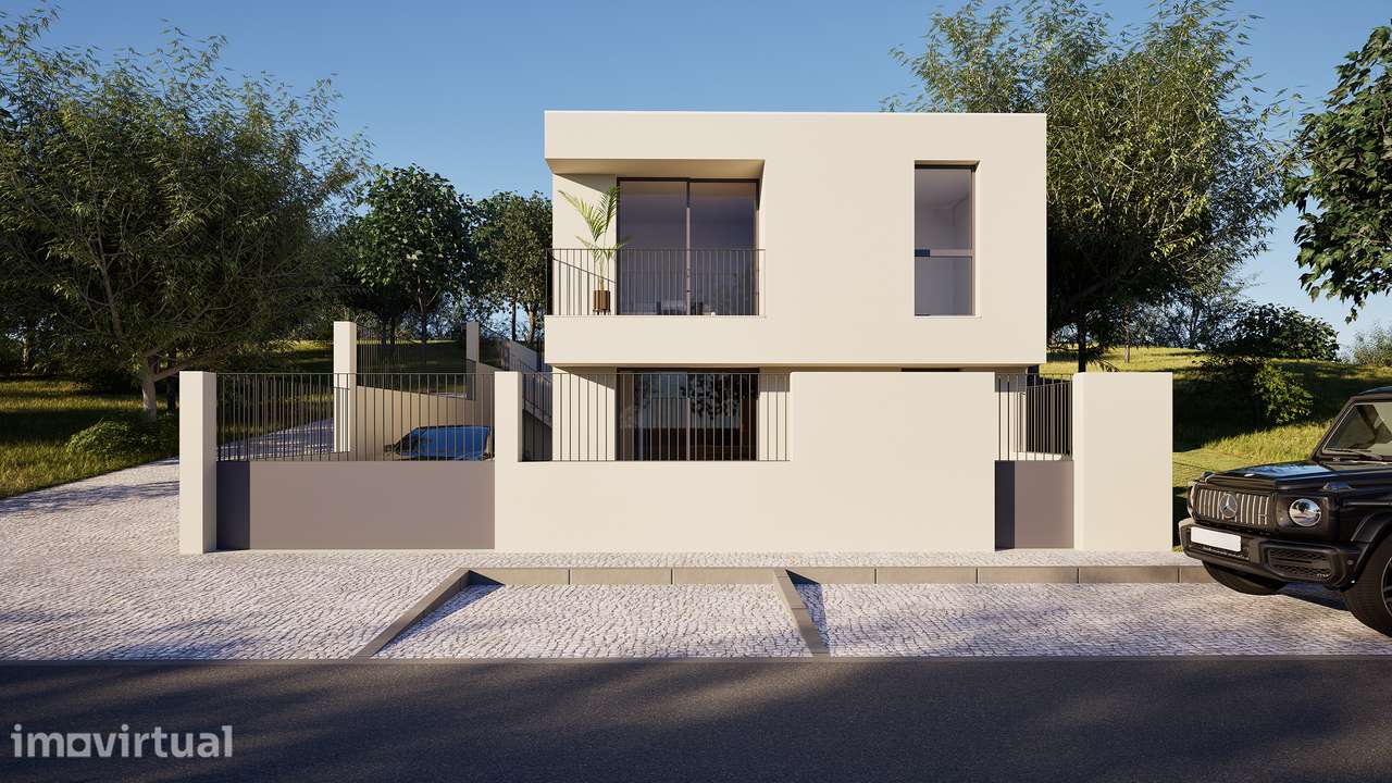 Terreno com Projeto Aprovado | Moradia Unifamiliar V3 - Grande imagem: 2/14