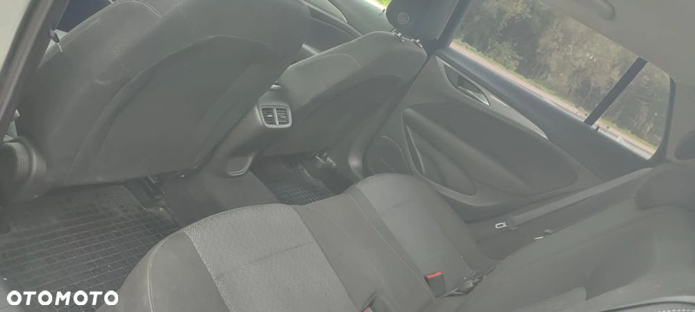 Opel Insignia 1.6 CDTI Edition - 12