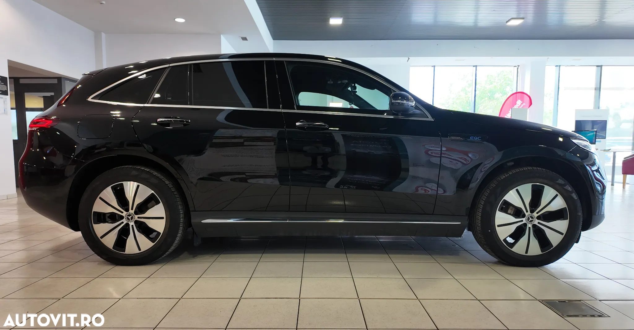 Mercedes-Benz EQC 400 4MATIC - 8