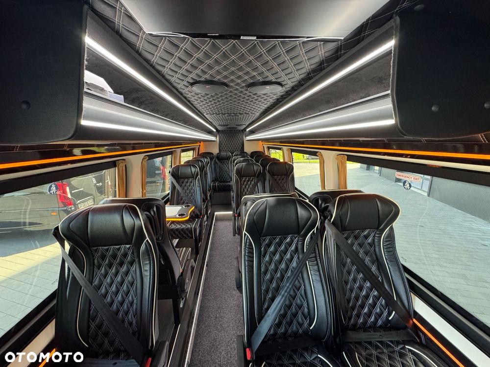 Mercedes-Benz SPRINTER 519 CDI 19+1+1 DUŻY BAGAŻNIK - 40