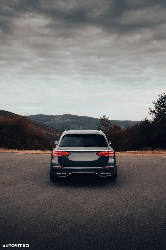 Mercedes-Benz E 220 d 9G-TRONIC AMG Line - 11