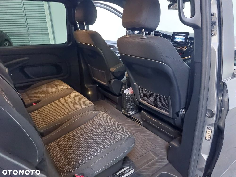 Mercedes-Benz Klasa V 300 d 9G-Tronic - 14