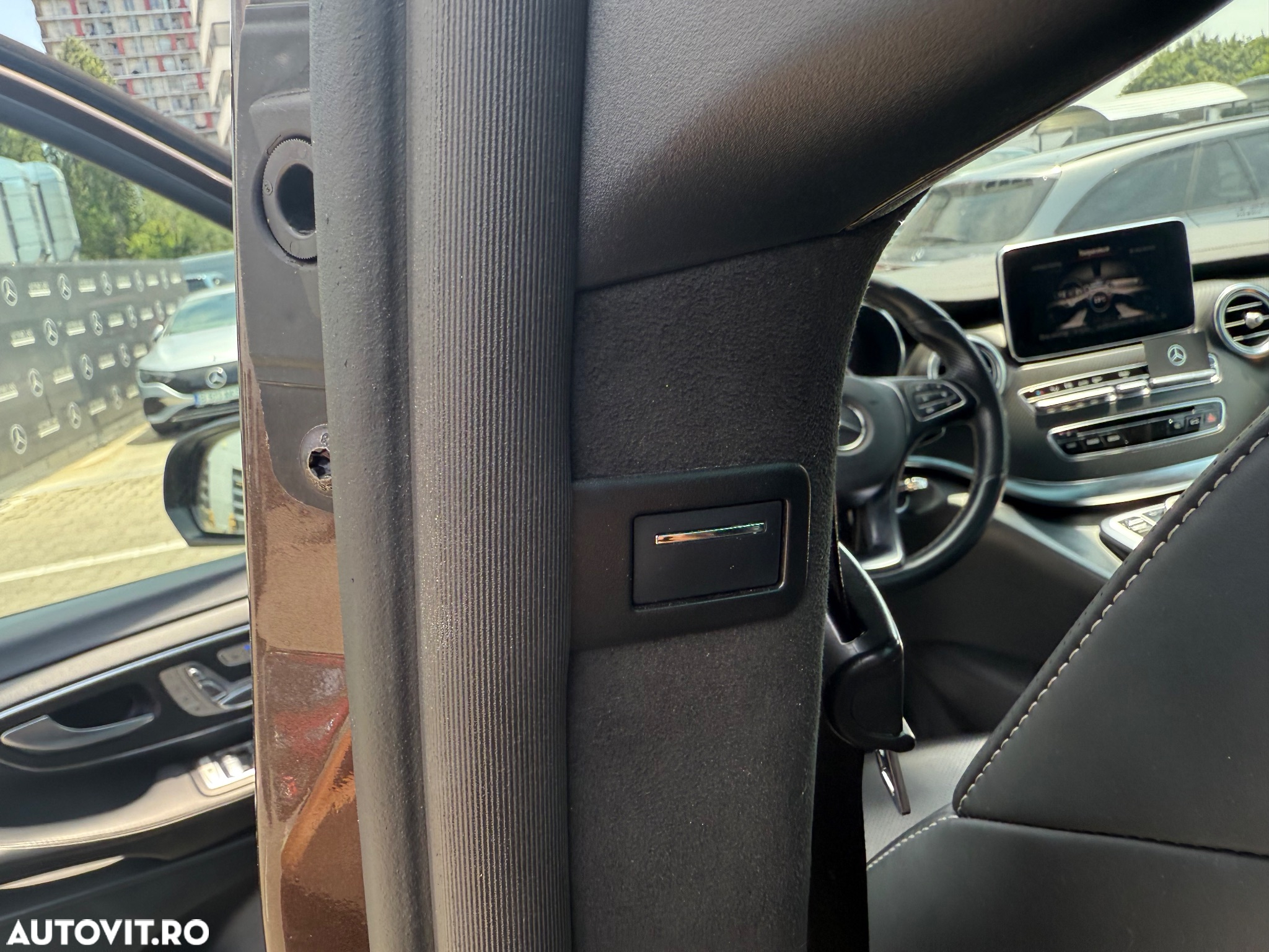 Mercedes-Benz V 250 d lang 4Matic 7G-TRONIC Exclusive Edition - 30