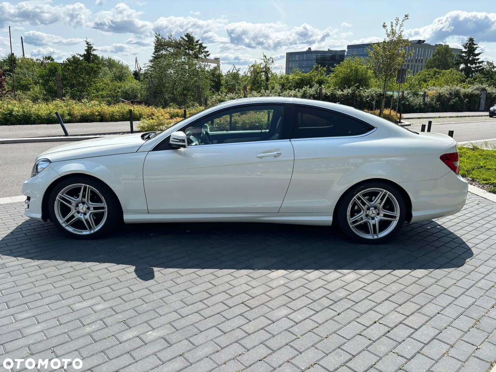 Mercedes-Benz Klasa C 250 Coupe BlueEFFICIENCY 7G-TRONIC Edition 1 - 8