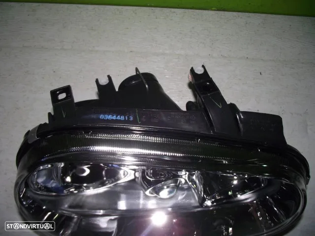 Farol Direito Volkswagen Golf IV - 1997 / 2005 - F1050 - 2