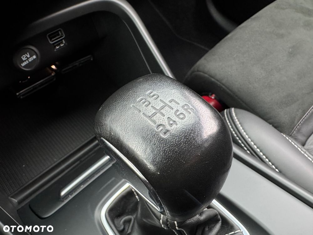 Volvo XC 40 D3 R-Design - 31