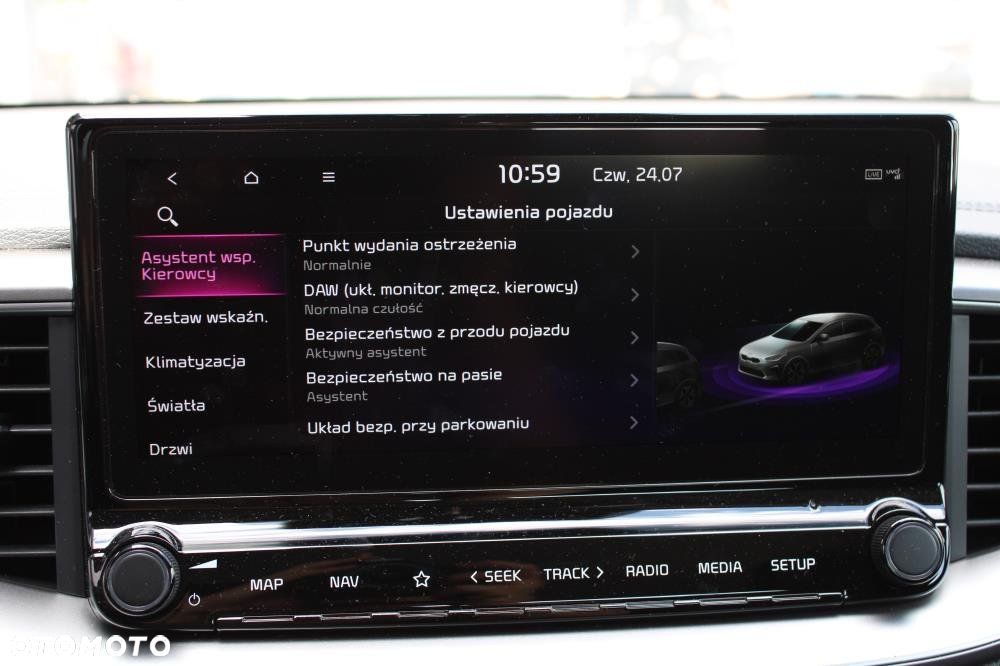 Kia XCeed - 25