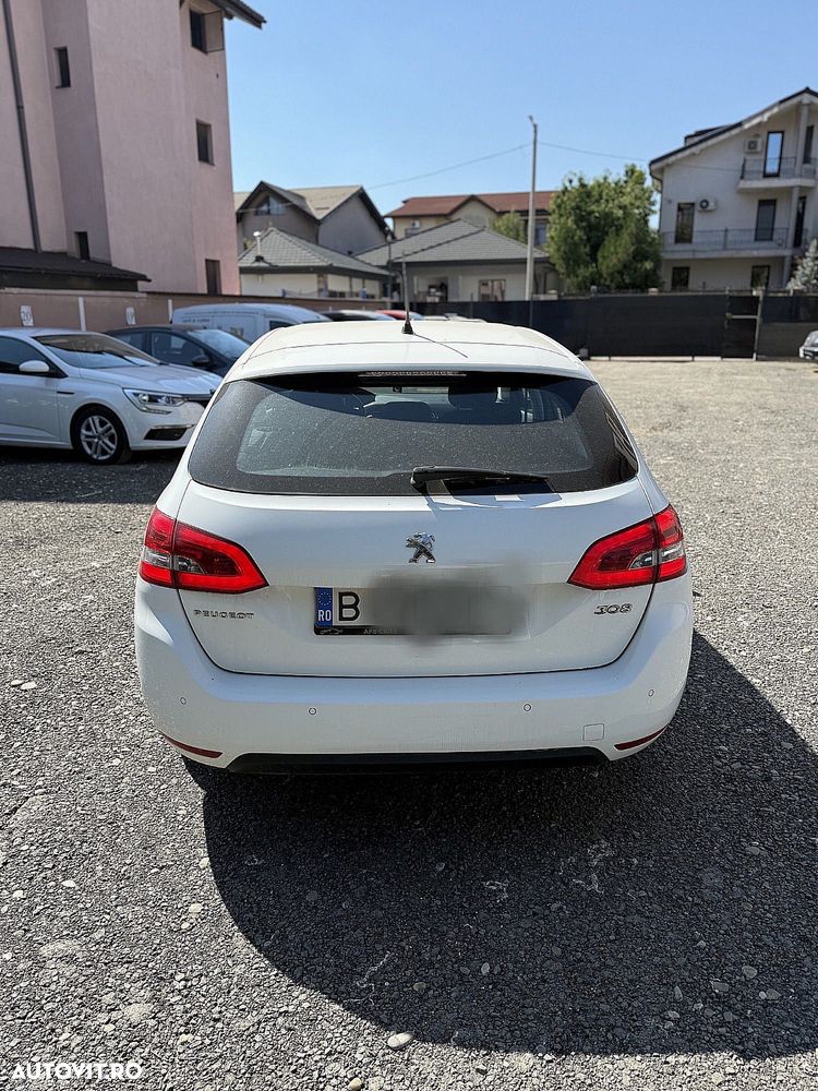 Peugeot 308 - 4
