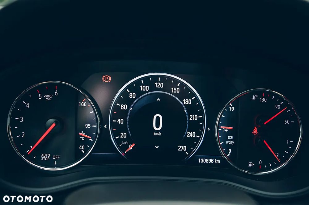 Opel Insignia 2.0 - 25