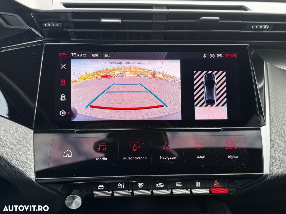 Peugeot 408 PureTech 130 EAT8 GT - 28